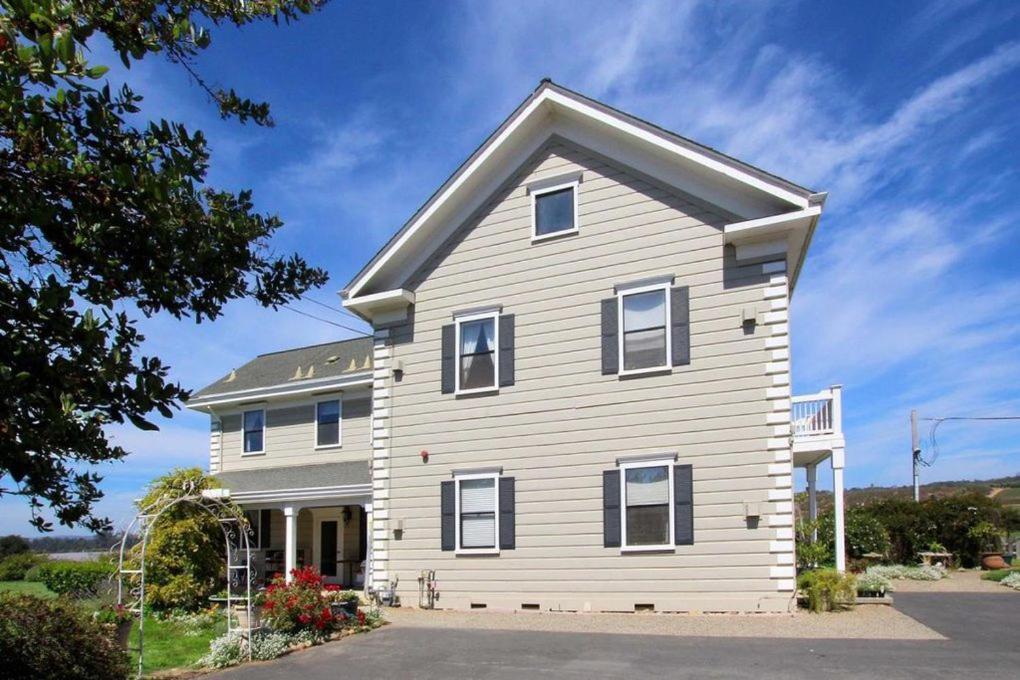 Flora Vista Inn La Selva Beach Exterior photo